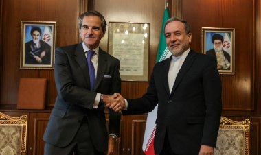 UN nuclear watchdog chief visits Iran for talks