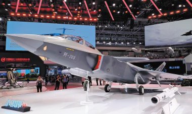 China showcases new military tech at Zhuhai show