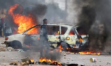 Mozambique protests disrupt key border crossing