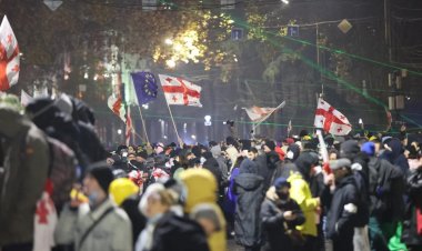 Pro-EU protests escalate in Tbilisi amid crackdown
