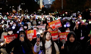 Seoul protests demand Yoon's impeachment
