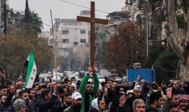 Syrian Christians protest after tree burning incident