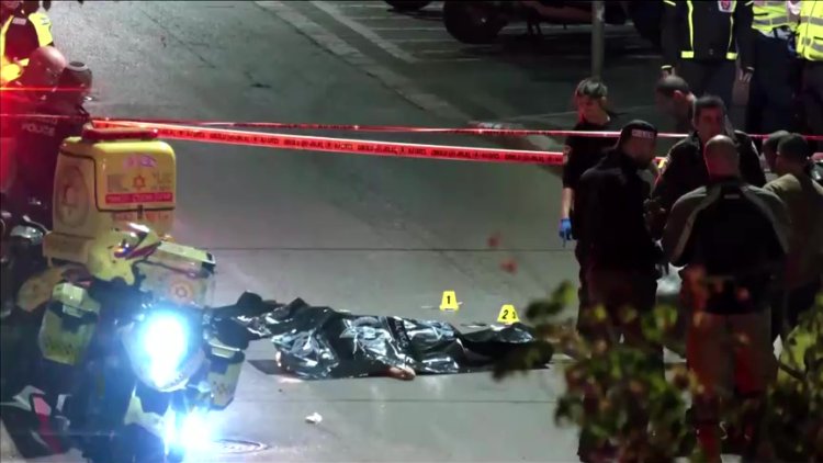 Four injured in Tel Aviv stabbing attack