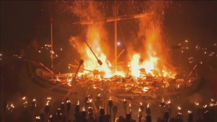 Viking festival lights up Lerwick streets