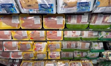 China imposes new tariffs on US farm goods