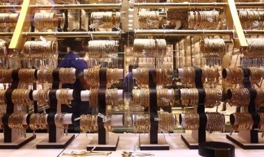 Gold prices surpass $3,000 per ounce