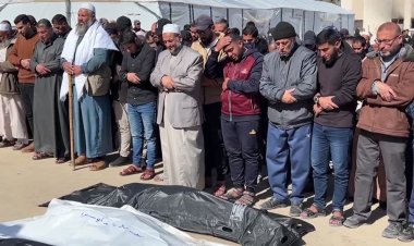 Israeli airstrikes kill 21 Palestinians in Gaza