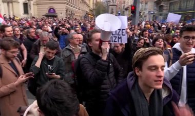 Protests erupt in Budapest over Pride ban
