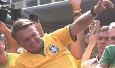 Brazil's top court moves to try Bolsonaro