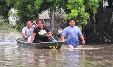 Deadly floods hit Mexico and Texas