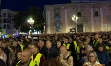 Valencia protesters demand Mazón’s resignation