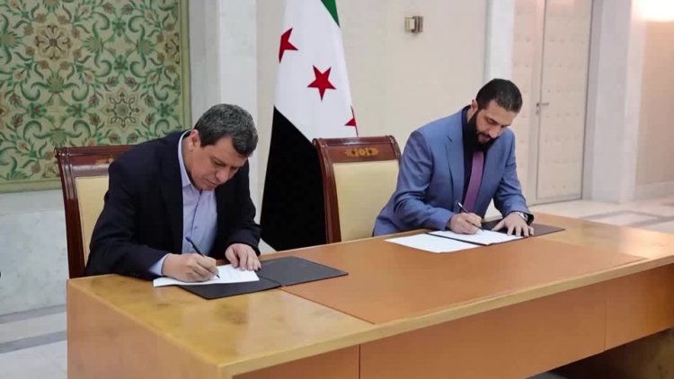 Syria signs historic deal with Kurdish-led forces