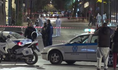 Blast hits Hellenic Train HQ in Athens