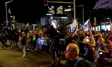 Thousands protest Netanyahu’s government