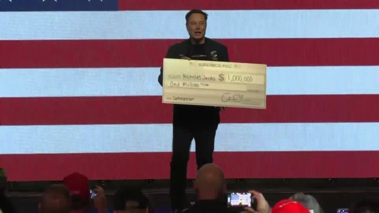 Musk gives cash to voters in key WI election