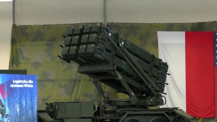 Poland, U.S. sign $2B Patriot defense deal