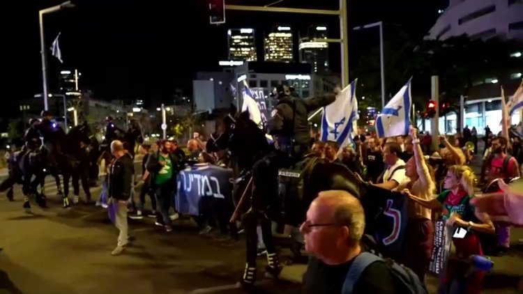 Thousands protest Netanyahu’s government