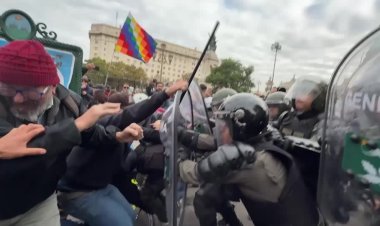 Clashes erupt over failed pension vote