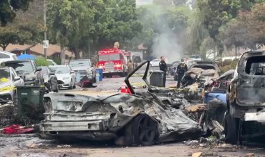 Two dead as jet crashes in San Diego