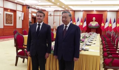 Macron seals key deals in Vietnam visit