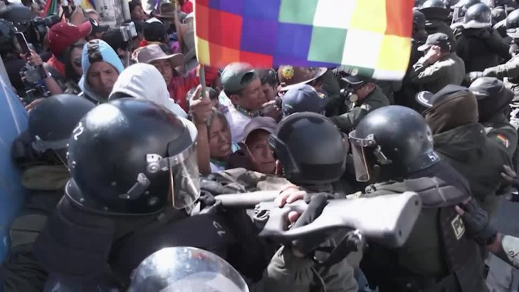 Clashes erupt over Morales' candidacy bid