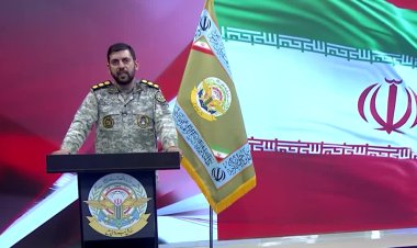 Iran urges settlers to flee occupied lands