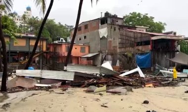 Hurricane Erick slams Mexico’s coast