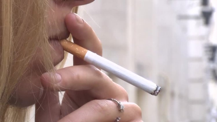 France to ban smoking in outdoor spaces