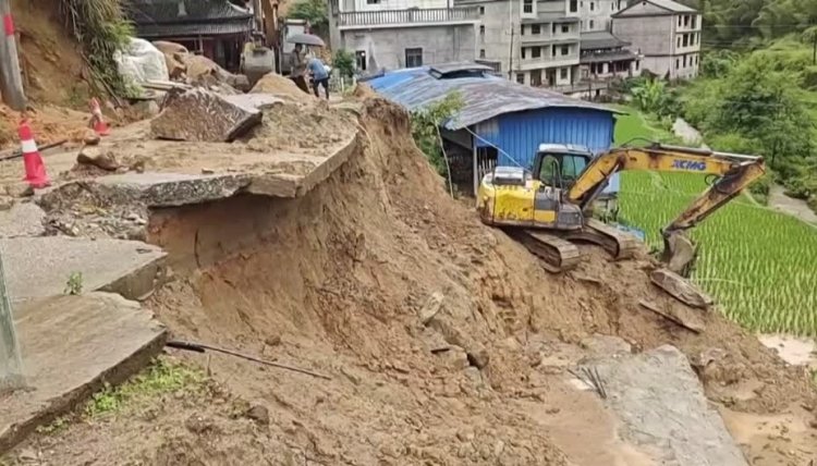 Heavy rains trigger chaos in Hunan