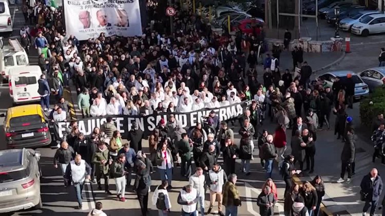 Argentine health workers demand funding