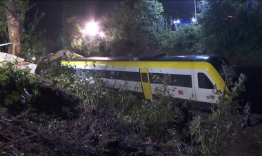 Train crash in Germany kills 3, injures 50