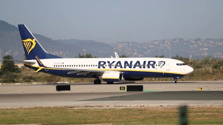 Ryanair profit more than doubles to €820M