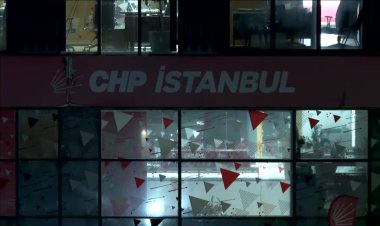 CHP calls protest over Istanbul siege