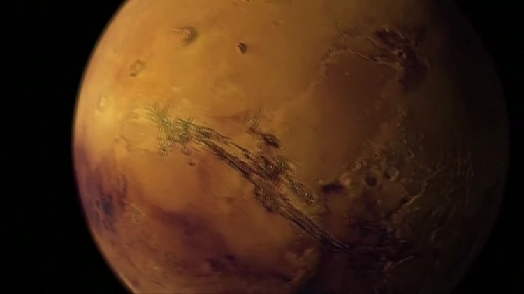 Mars mantle holds ancient debris