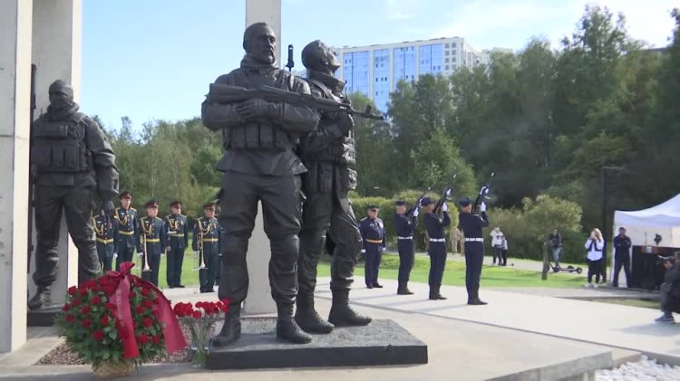 St. Petersburg unveils Ukraine war memorial