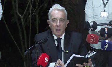 Court overturns Uribe convictions