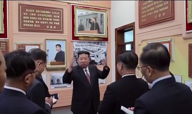 Kim urges loyalty ahead of party anniversary
