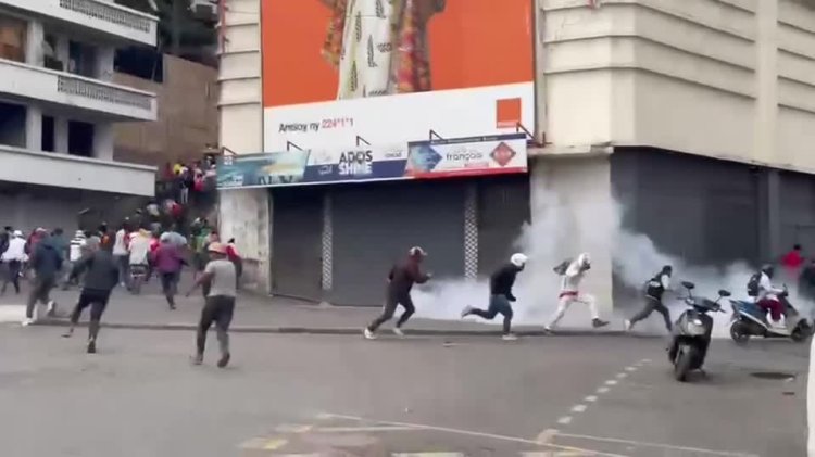 Madagascar unrest enters fourth day