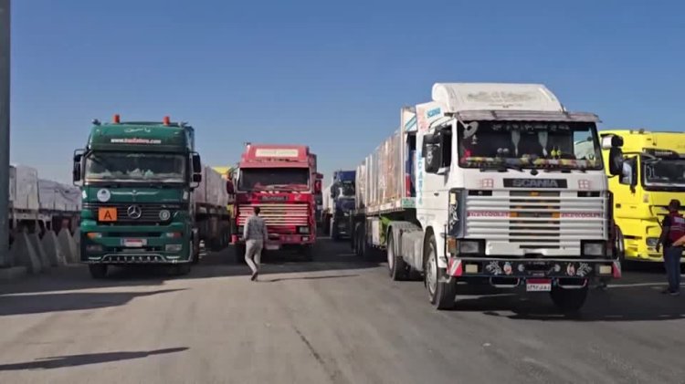 Gaza aid resumes after hostage body dispute