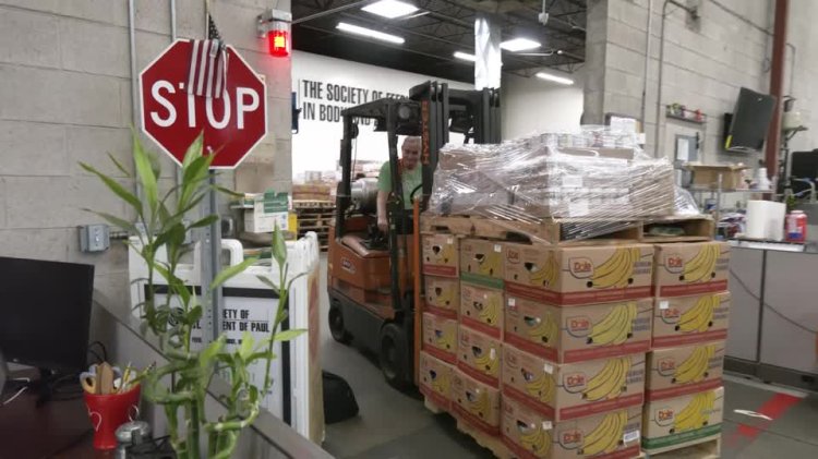 Arizona food banks strained by shutdown