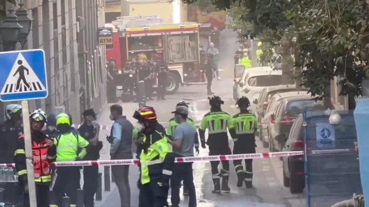 Building collapse in Madrid kills two people