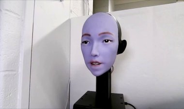 Robot face learns to lip-sync speech