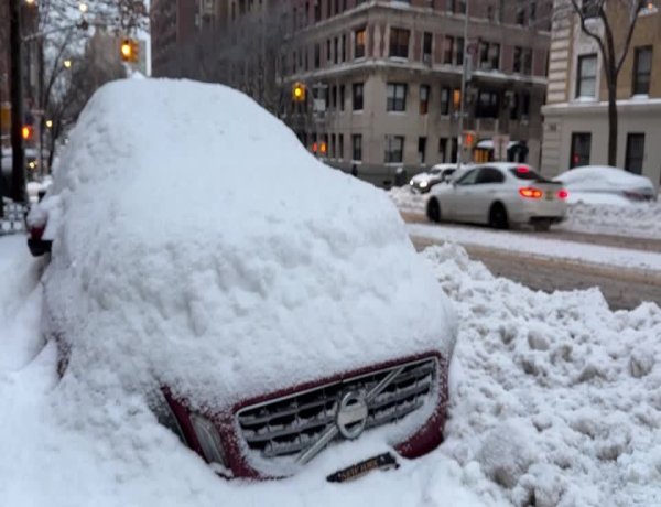 Winter storm paralyzes much of the U.S.
