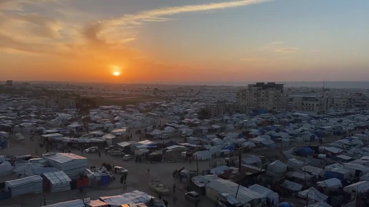 Displaced Gazans greet new year with hope