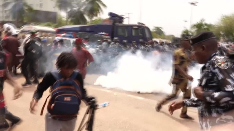Tear gas breaks up Makoko protest in Lagos