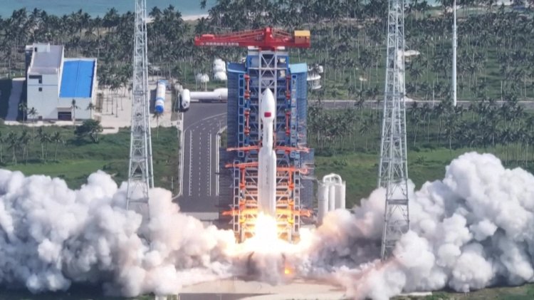 China sets record with 92 space launches in 2025