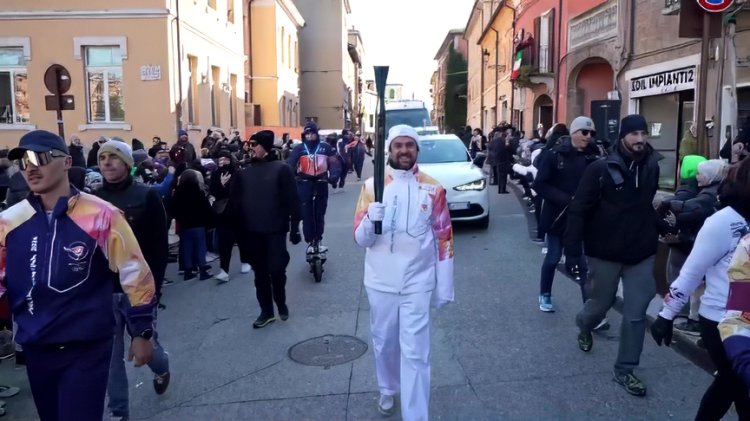 Olympic torch highlights Italy’s auto heritage