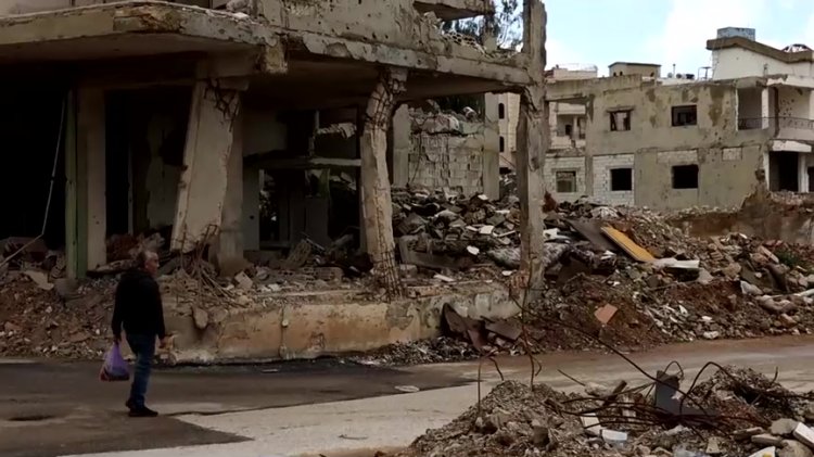 Southern Lebanon town rebuilds