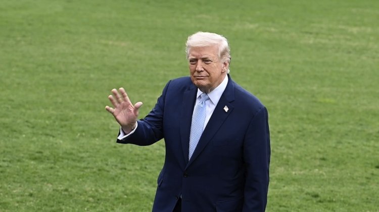 Trump pauses strikes amid disputed talks