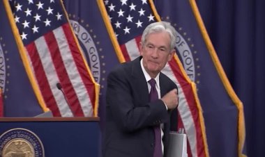 Fed holds rates amid rare split